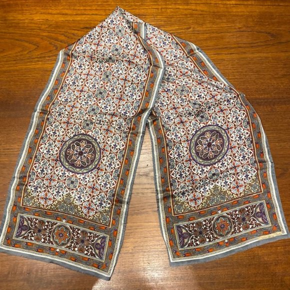 Vintage Oscar de la Renta Rolled Edge Silk Scarf